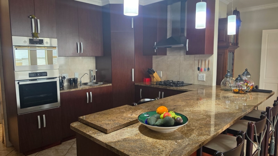 4 Bedroom Property for Sale in Stilbaai Wes Western Cape